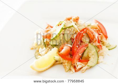 salad with chicken