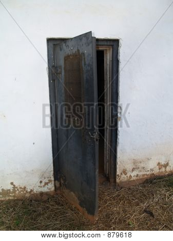 Antigua puerta de la cárcel