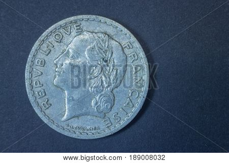 Five Francs 5 France 1947 Head Coin, Vintage Old, Difficult And Rare To Find.