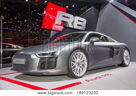 Audi R8