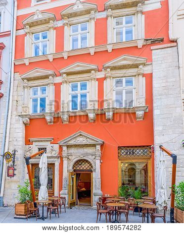 The Restaurant In Market Square