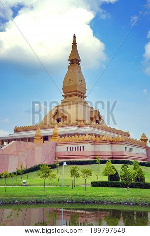 Chedi Maha Mongkol Bua, The Golden Pagoda Landmark Of Roi Et Province, Northeastern Thailand