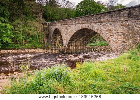 Gunnerside Road Bridge - Gunnerside Bridge to the south of the village lies in the heart of Swaledale a crossing over the River Swale