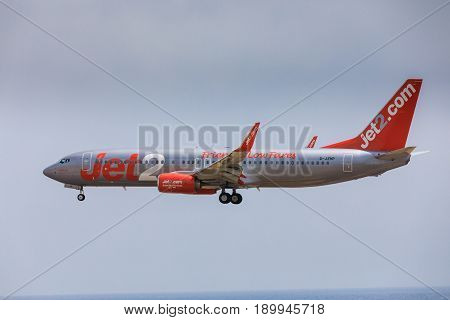 Arecife, Spain - April, 16 2017: Boeing 737-800 Of Jet2 With The Registration G-jzhg Landing At Lanz