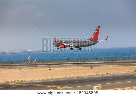 Arecife, Spain - April, 16 2017: Boeing 737-800 Of Jet2 With The Registration G-gdfx Landing At Lanz