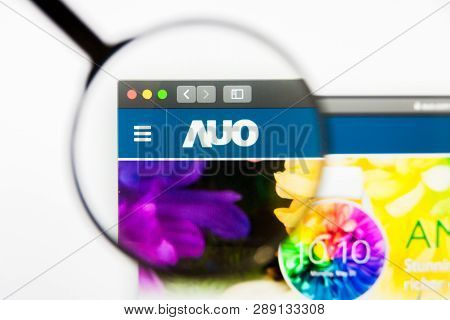 Los Angeles, California, Usa - 12 March 2019: Illustrative Editorial, Au Optronics Website Homepage.