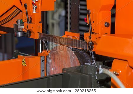Bandsaw High Speed Cutting Machine And Automatic Feed For High Performance For Industrial Use