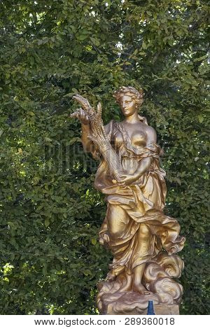 La Granja De San Ildefonso, Segovia, Spain - October 13,2018: Sculpture Of Ceres Goddess Of Agricult