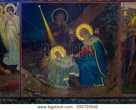 Saint Petersburg, Russia - September 9, 2017: Ornate Interior And Colorful Mosaic Icons Of Baby Jesu