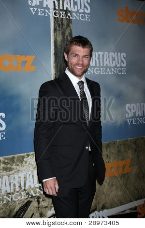 LOS ANGELES - JAN 18: Liam McIntyre. ankommer til 