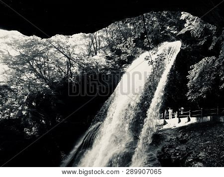 Takayama, Nagano, Japan - 15th July 2018 : Black And White Picture Of The Kaminaridaki Waterfall, A 