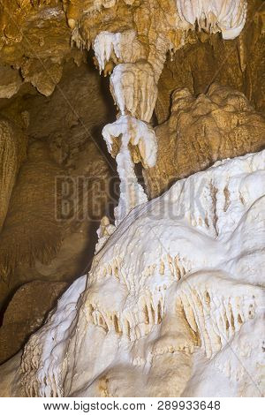 Tham Phet Cave One Of The Most Amazing Cave In Thailand  Pang Ma Pha, Mae Hong Son Province, Thailan