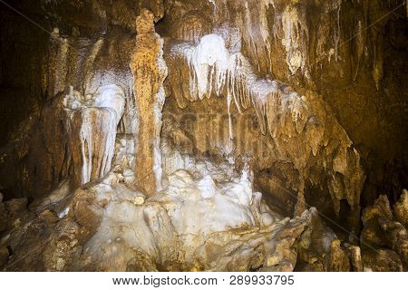 Tham Phet Cave One Of The Most Amazing Cave In Thailand  Pang Ma Pha, Mae Hong Son Province, Thailan