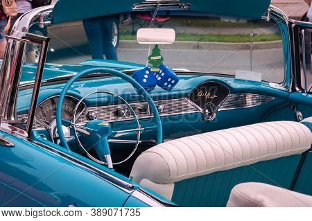 Toronto, Canada - 08 18 2018: Steering Wheel With Logo On Horn Button, Dials And Knobs On Front Pane