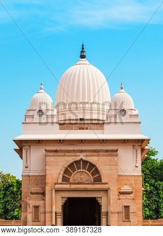 Ramakrishna Mission General Library Building In New Delhi City In India