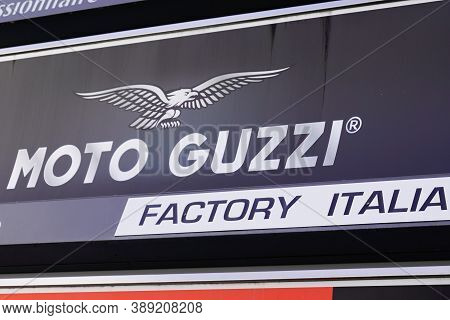 Bordeaux , Aquitaine / France - 10 01 2020 : Moto Guzzi Logo And Text Sign Of Italian Motorcycle In 