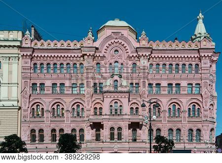 Ostrovsky Square, Saint Petersburg, Russia, 11.10.2020. Pink Red Historical Building Bazin's House I