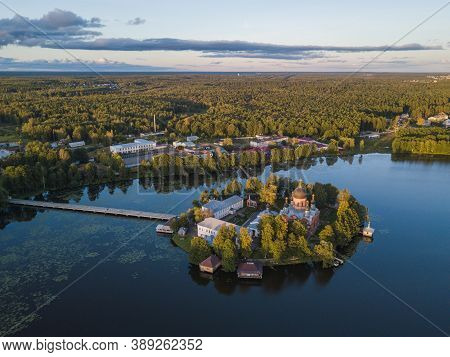 Pokrovskaya Holy Vvedenskaya Island Pustyn Nunnery. Vladimir Region, Russia