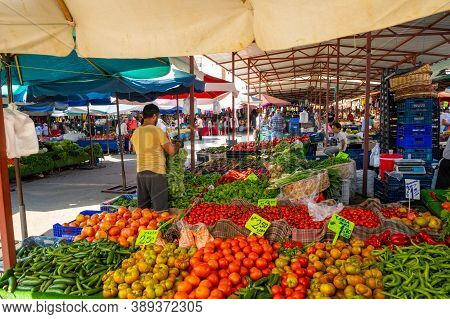 Antalia, Turkey - 5.09.2020: People Shoping In Turkish Market In Antalia, Turkey