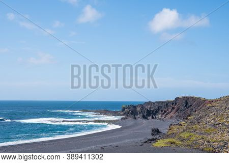 Djupalonssandur Beach In Snaefellsnes Peninsula In Iceland