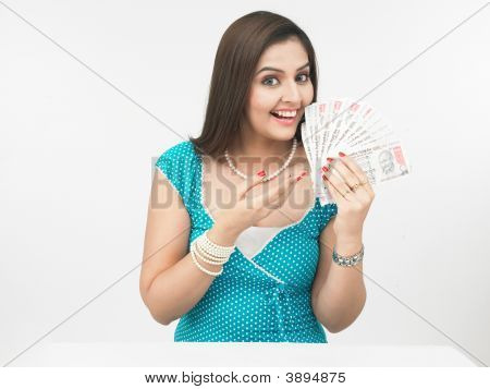 Asian Lady mit Währung notes