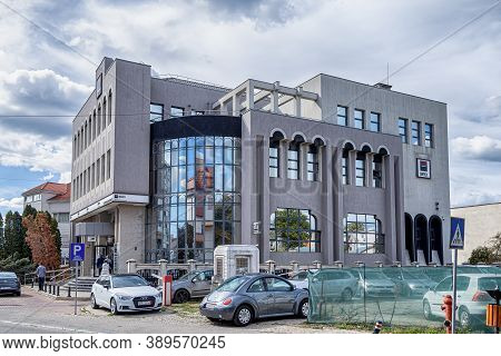 Targoviste,  Romania - September 30, 2020:  Brd Groupe Societe Generale On September 30, 2020 In Tar