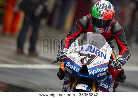 CHESTE - 9 พฤศจิกายน: Claudio Corti ระหว่าง MOTOGP Comunitat Valenciana, 9 พฤศจิกายน 2012 ผม