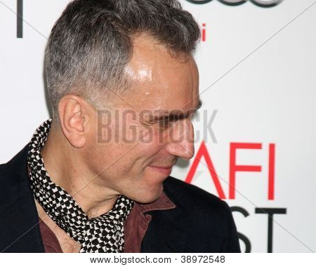 LOS ANGELES - 8 NOV: Daniel Day-Lewis arriva alla Premiere di 