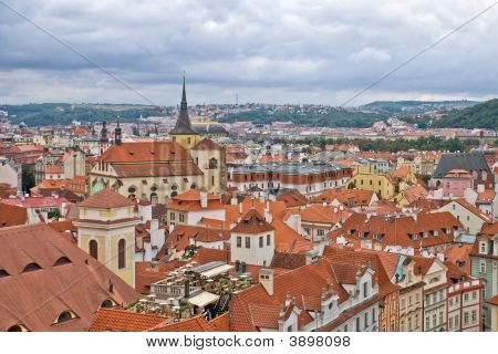 Sui tetti della vecchia Praga