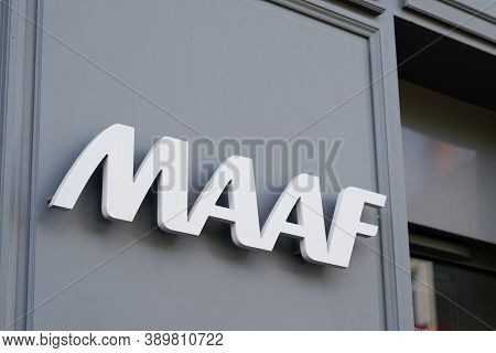 Bordeaux , Aquitaine / France - 10 10 2020 : Maaf Sign Text Front Of Office Insurance Bank Agency In