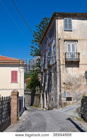 Aleja. Maratea. Basilicata. Włochy.