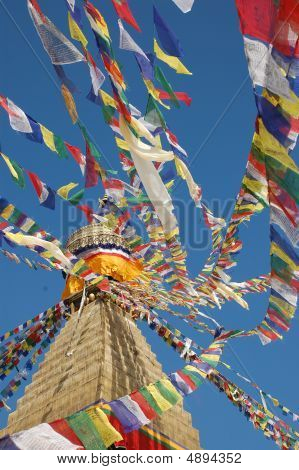 Bandeiras de oração no Stupa