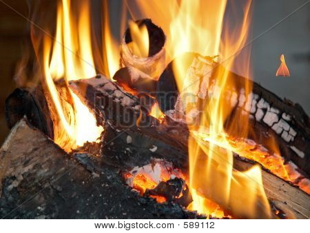 Ardiente chimenea