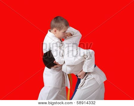 Athletes train reception capture his head on a red background