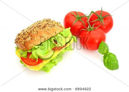 Panino con formaggio e verdure