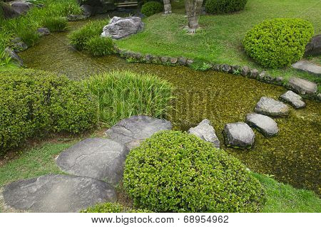 Japan, Himeji, Himeji Koko-en Gardens, stream