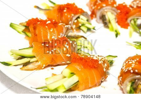 Fish rolls with herbs