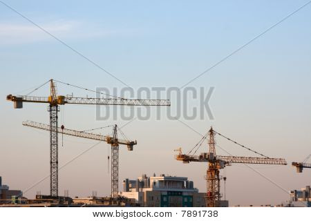 строительство краны