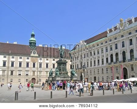 Heldenplatz