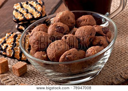 Italian cookies Florentino with raisins and walnuts
