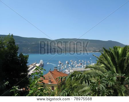 Parking of yachts