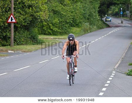 Žena triatlon, Cyklistika
