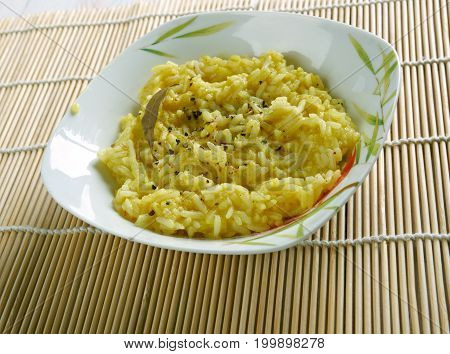 Puliyogare Tamarind Rice