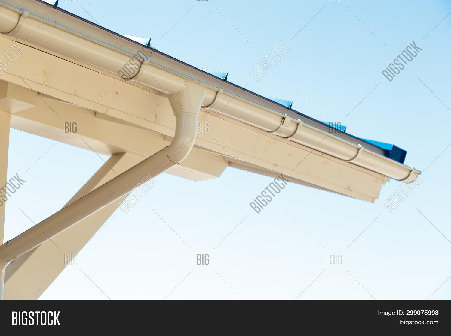 Gutter On House Corner Image & Photo (Free Trial) Bigstock