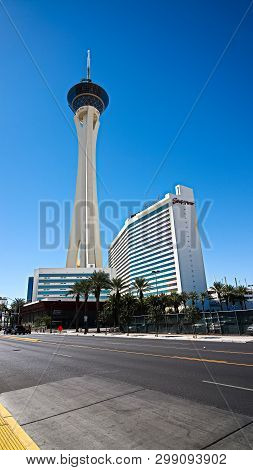 Las Vegas,nv/usa - Sep 15,2018 : Stratosphere Las Vegas In Vegas. Stratosphere Tower, 1,149 Ft (350.