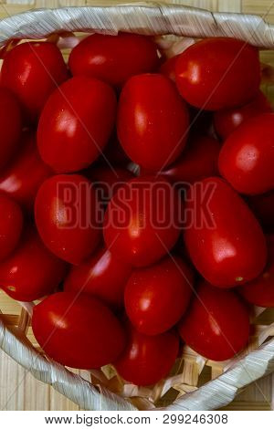 Red Tomatoes Many Cherry Close-up Background Pattern Basa Design Vegetables Ingredients Sauce Salad