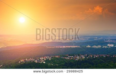 Vista di Stoccarda dalla più antica torre della televisione, vista panoramica, Baden-Wuertemberg, Germania