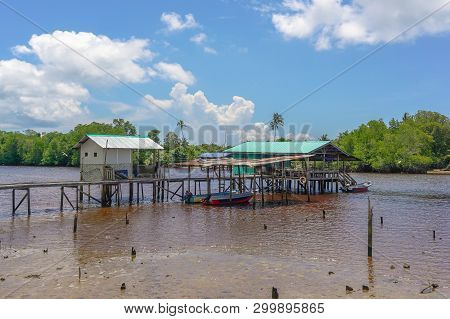 Kuala Penyu,sabah,malaysia-july 16,2016:jetty For Mooring Fishing Boats In Kuala Penyu,sabah Borneo,