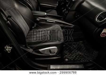 Novosibirsk, Russia - May 06, 2019:  Mercedes Ml-class,close-up Of The Dashboard, Speedometer, Tacho