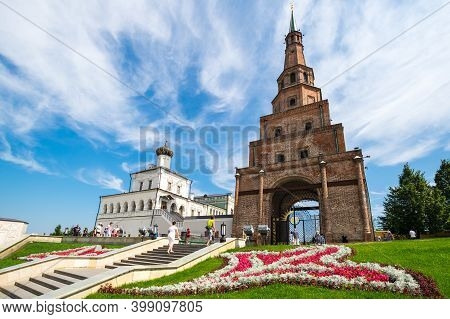 Kazan, Russia - July 17, 2018: Leaning Tower Syuyumbike In The Kazan Kremlin, Kazan, Republic Of Tat